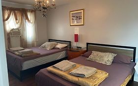 Self Service Small Breakfast, 2 Double Beds Private Room